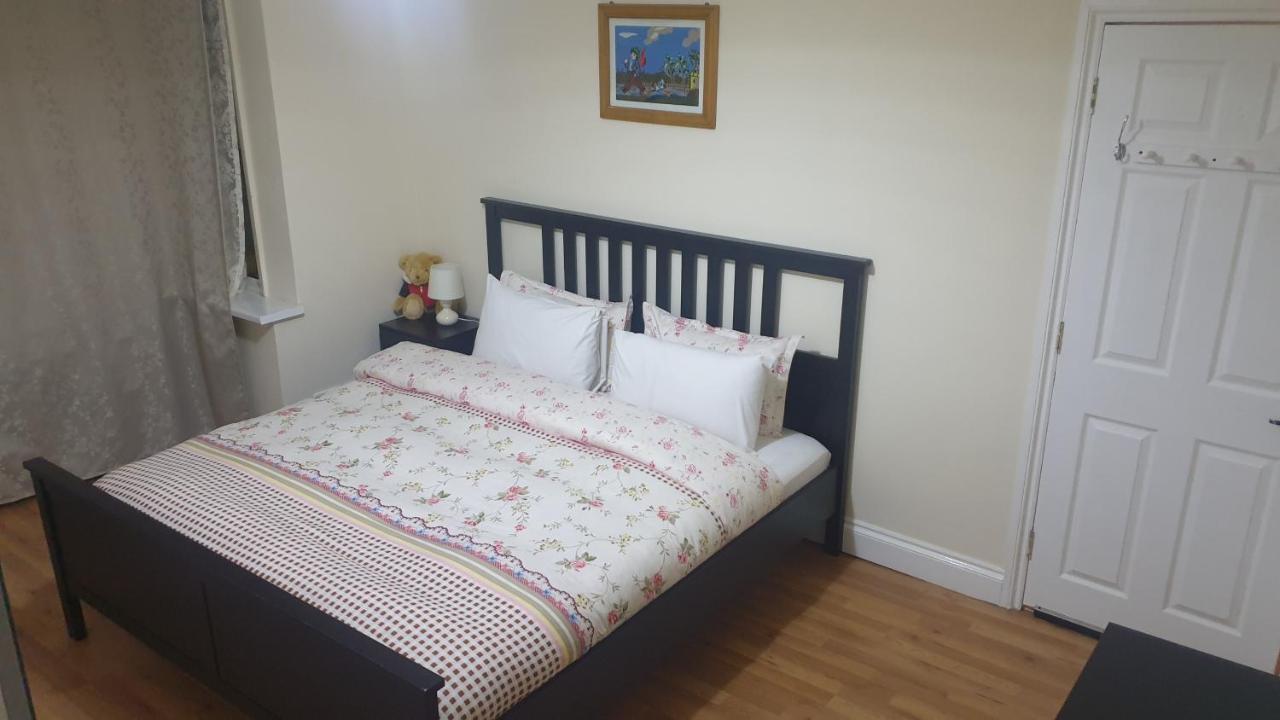 Guess Bungalow Wembley Apartment London Bagian luar foto